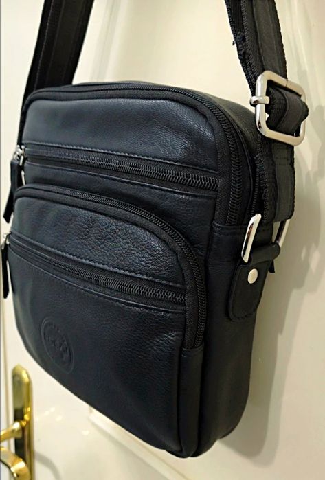 Bolsa em Pele Genuína - Nova