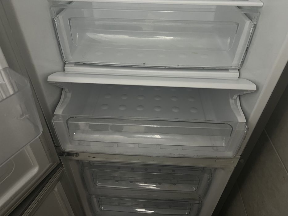 Lodówka Samsung 190 cm otwierana na lewo