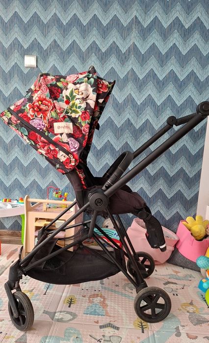 Cybex Mios spring blossom dark