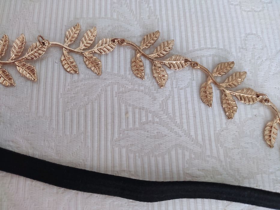 Efektowna Opaska na włosy