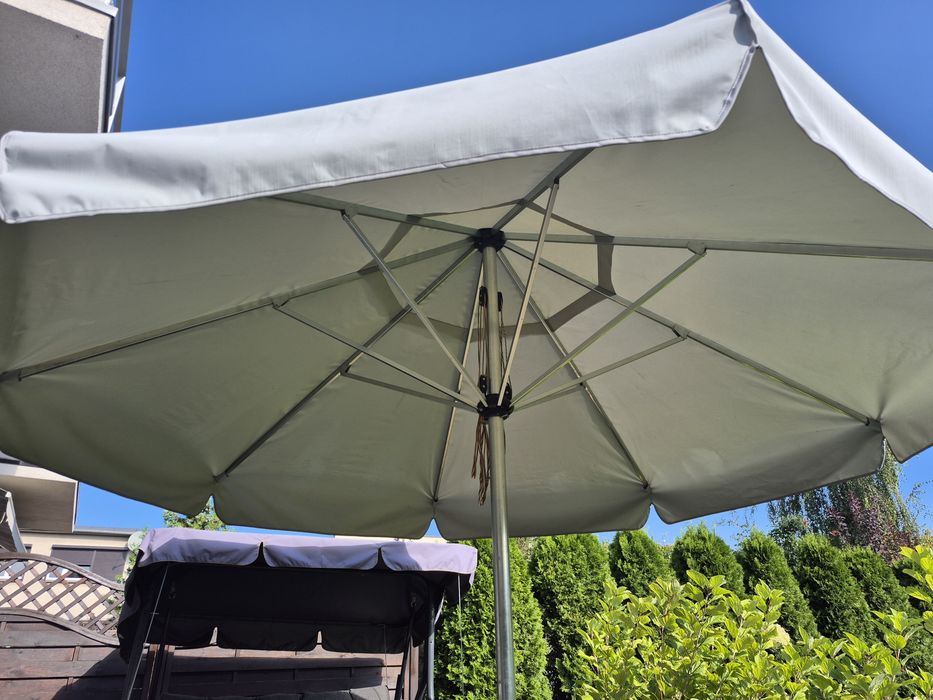 Parasol ogrodowy