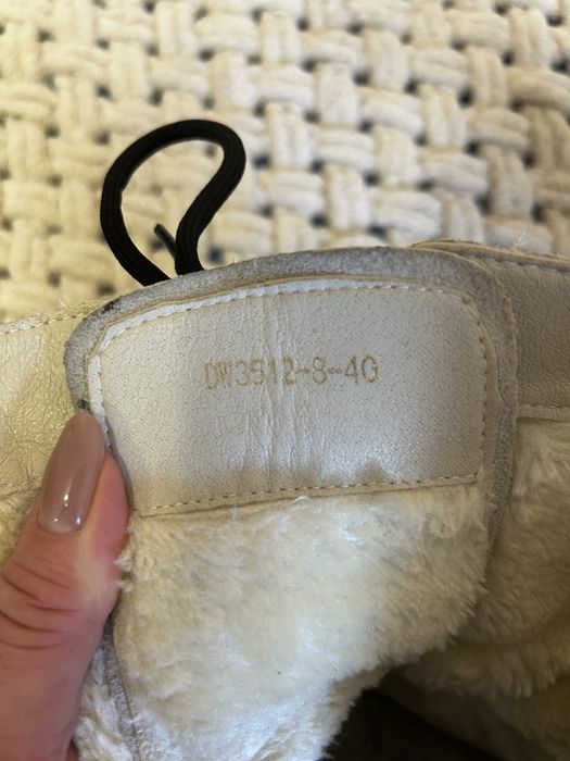 Продам чоботи жіночі , шкіряні, зимові.