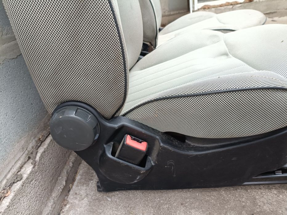 Автомобильные сиденья