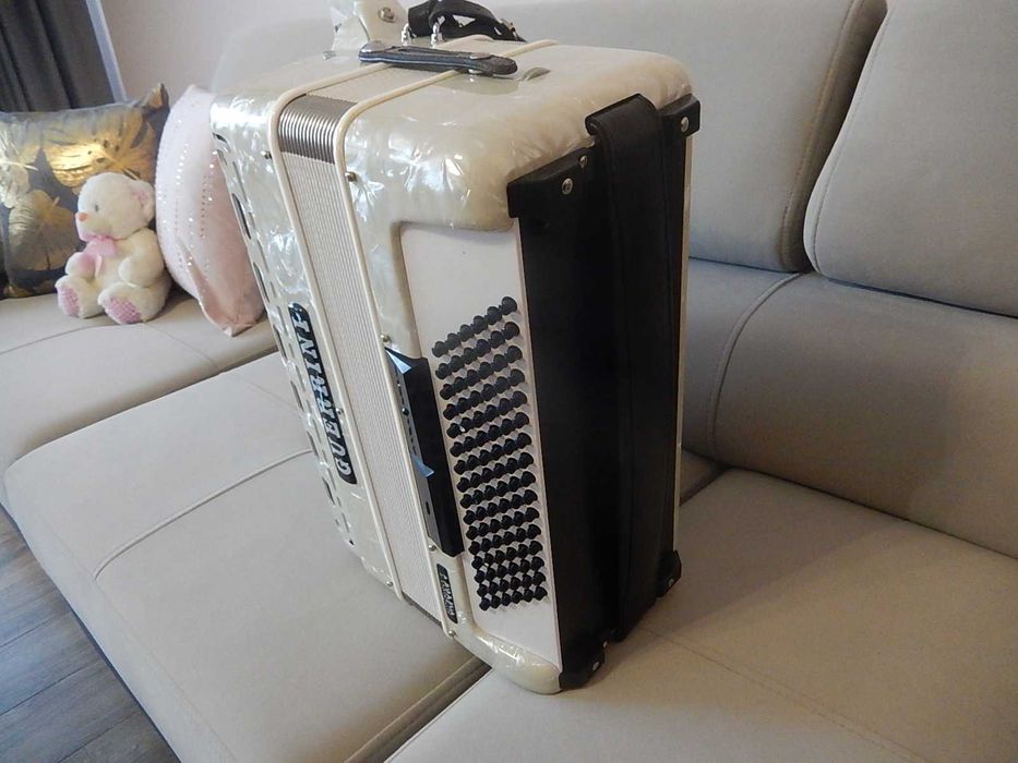 Akordeon Guerrini,soprani,scandalli