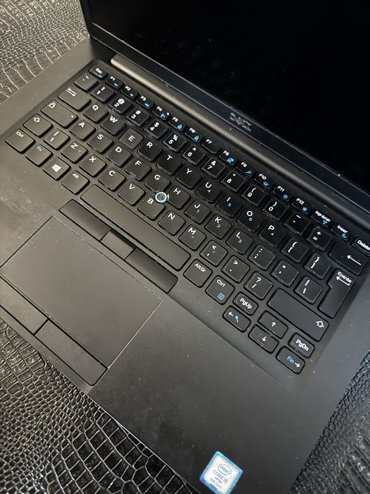 Dell latitude 7490 15/8