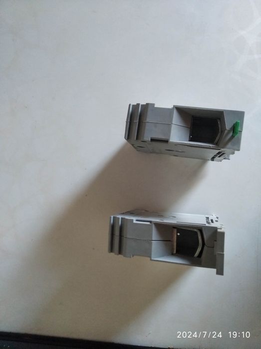 Винтовая клемма ESC-GPA.150/FIX на монтажную панель 150