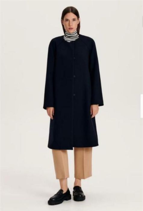 Пальто шерстяне темно-синє