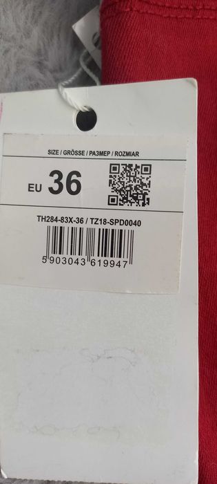 Spodnie jeansowe Mohito r.36