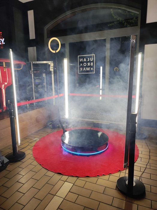 Fotobudka 360 - Zaskocz gości / Wesela / 18nastki / Eventy firmowe