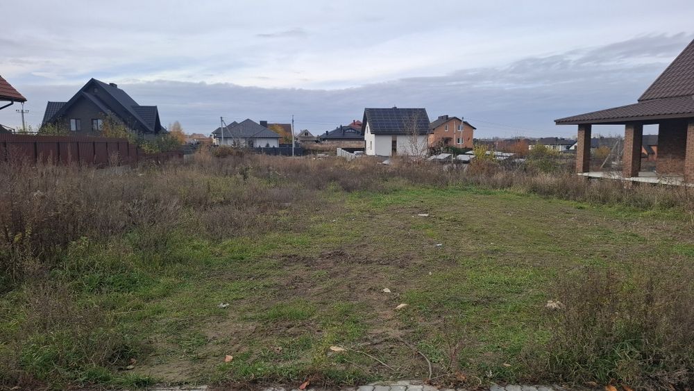 Земельна ділянка 10,8 сотих