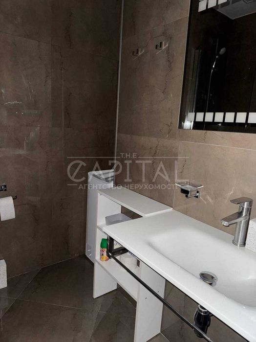 Оренда стильної квартири печерський район автономність центр укриття