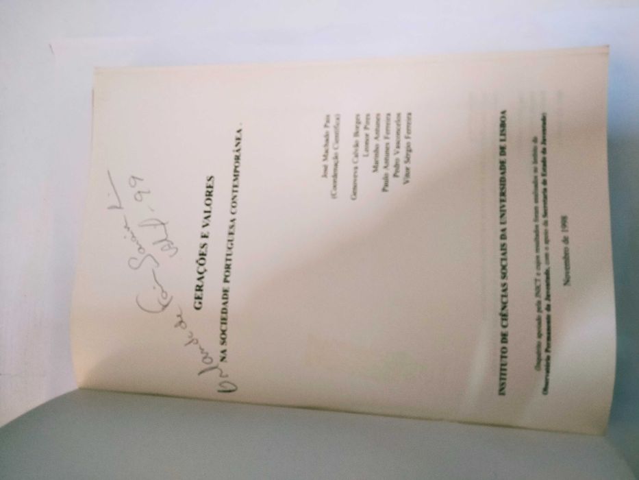 Gerações e Valores na Sociedade Portuguesa Contemporânea