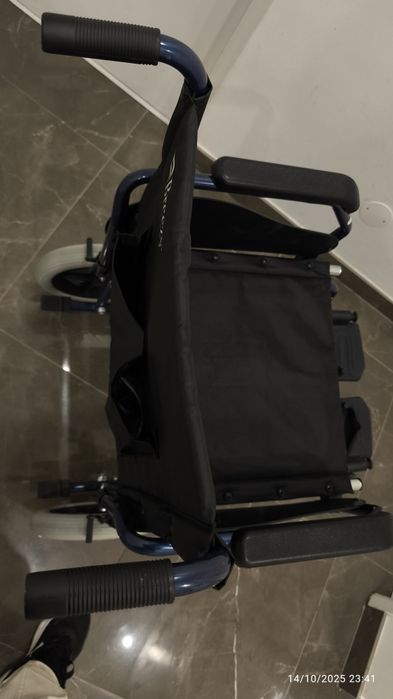 Cadeira de rodas Breezy 90