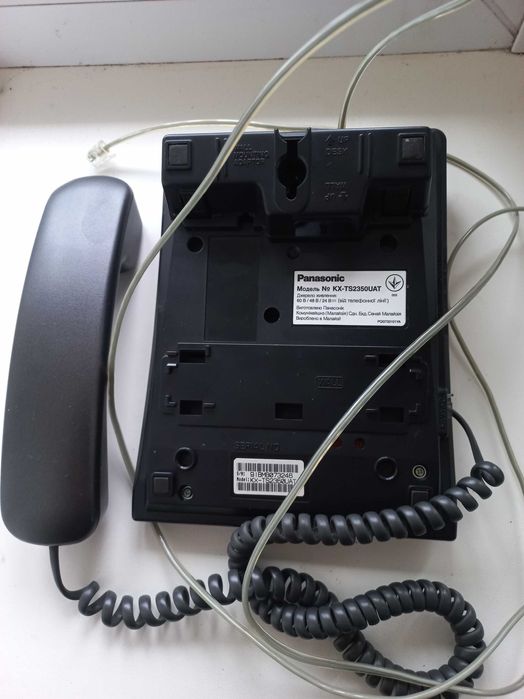 Стационарный телефон Panasonic.