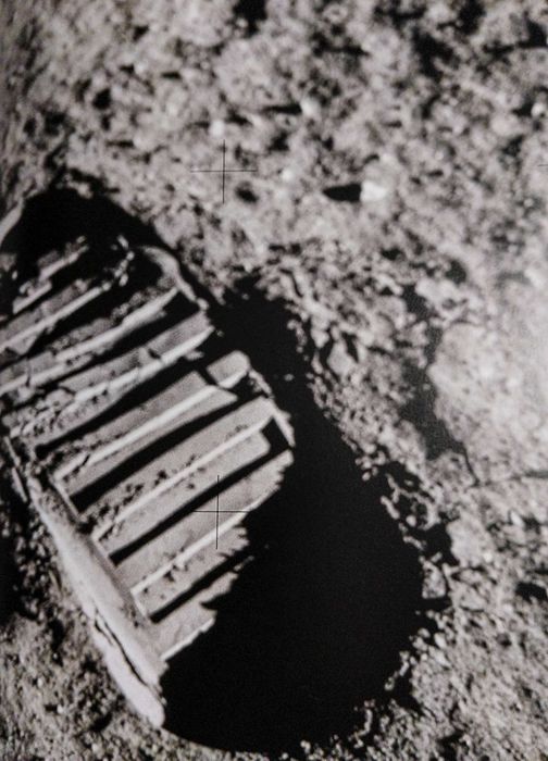 Livro MOONFIRE de Norman Mailer - A Épica Jornada da Apollo 11