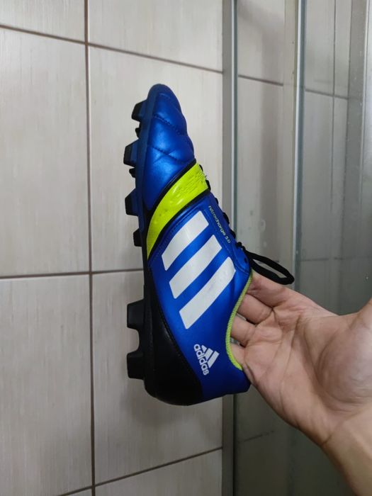 Męskie buty 43 piłkarskie adidas Nitrocharge 3.0 FG, przeznaczone do g