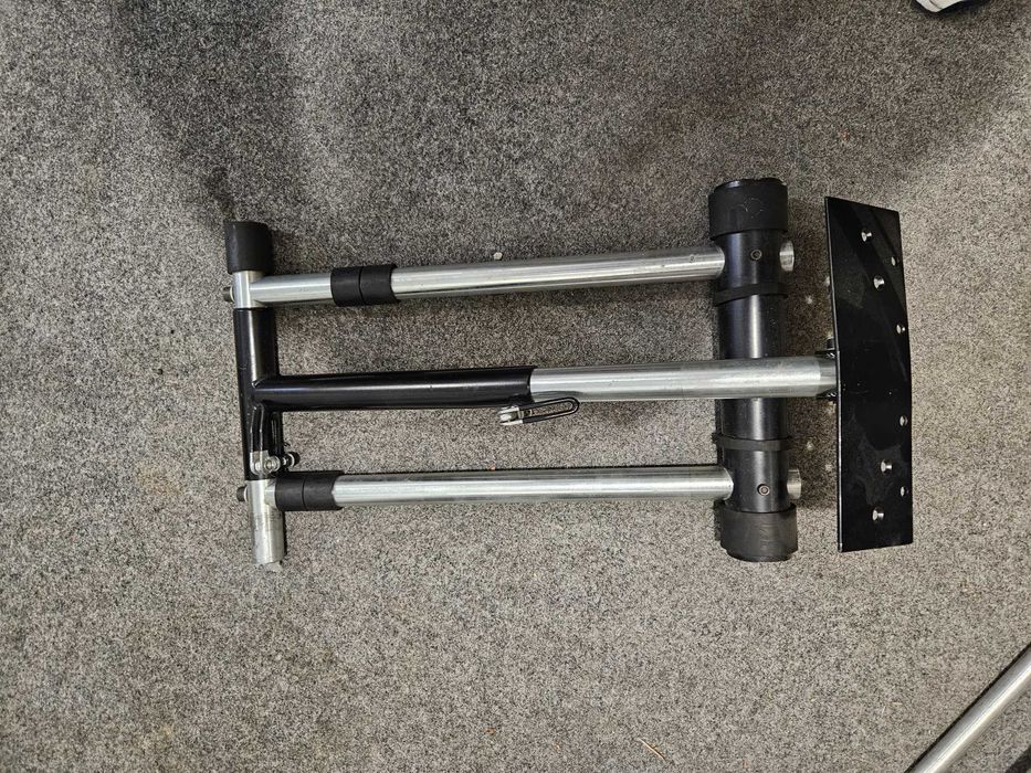 Stojak pod kierownicę Logitech Thrustmaster Wheel Stand WheelStand Pro