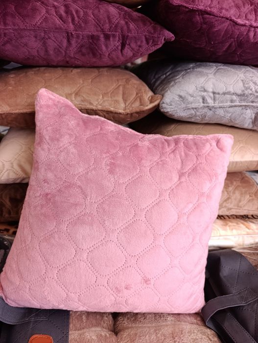 Велюрові м'якенькі декоративні подушки 40х40. ТЕП. Різні кольори.