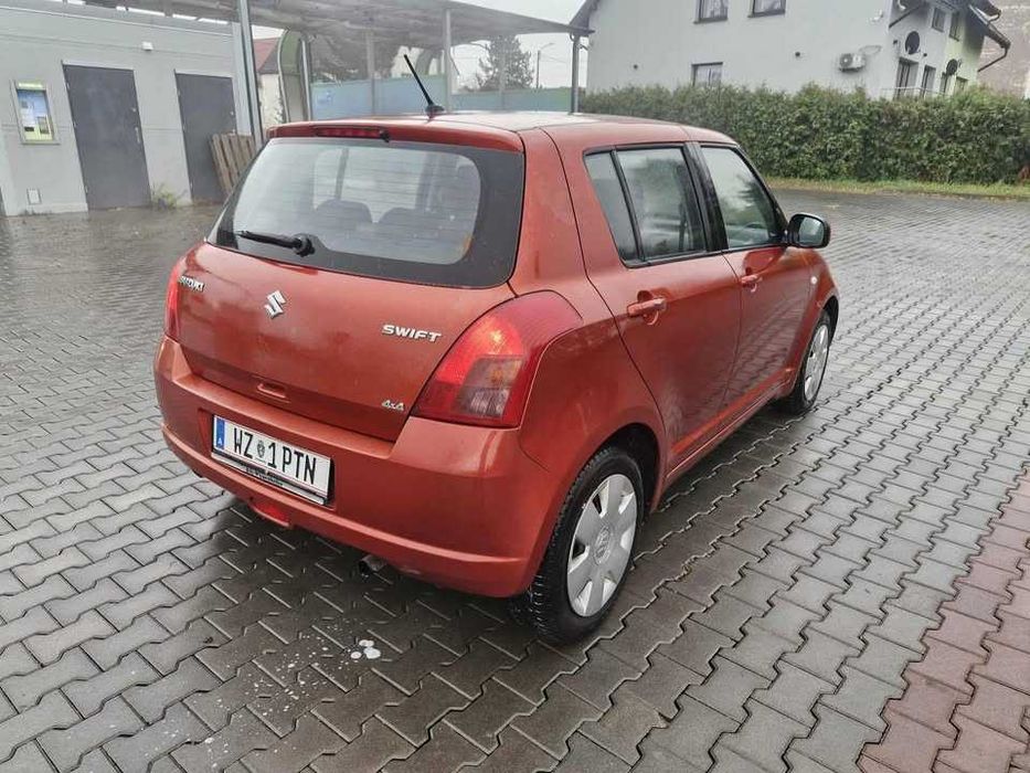 Suzuki Swift 1,3 GL 5DR 4WD