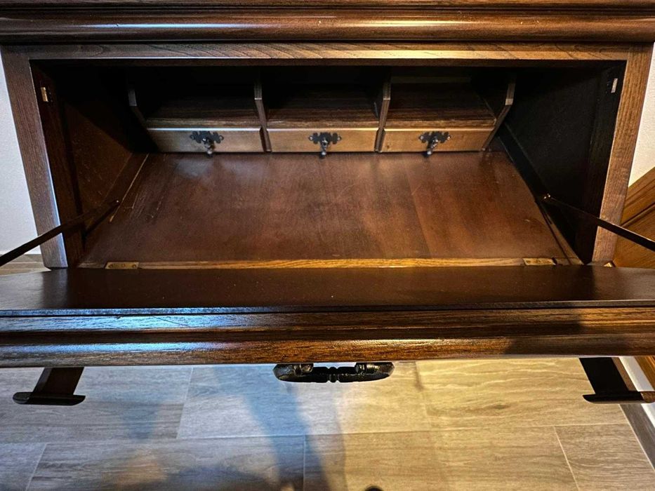 Móvel tipo Escrivaninha