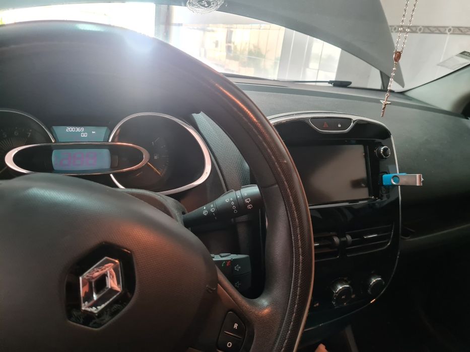 Renault clio tourer