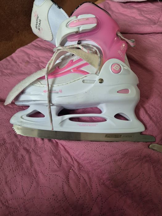 Łyżwy regulowane dla dziewczynki, rozm. 30-33