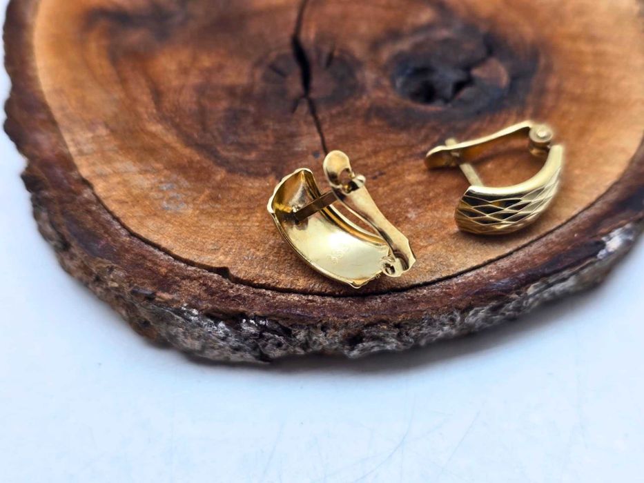 Eleganckie złote kolczyki 333 - 8k - 1,05g