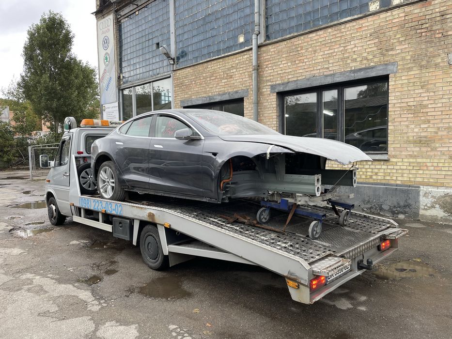 Евакуатр Київ та область недорого, швидко, якісно