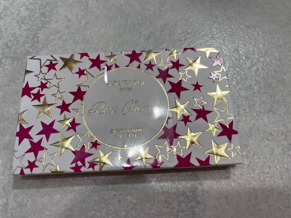 Paleta cieni Bourjois kolor 02 Rose Glamour jak nowy