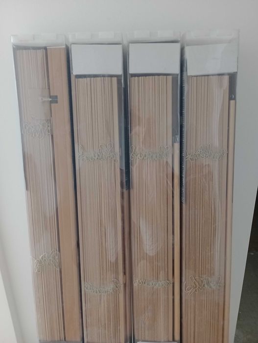 Nowe Żaluzje drewniane 90x180 4 sztuki+2