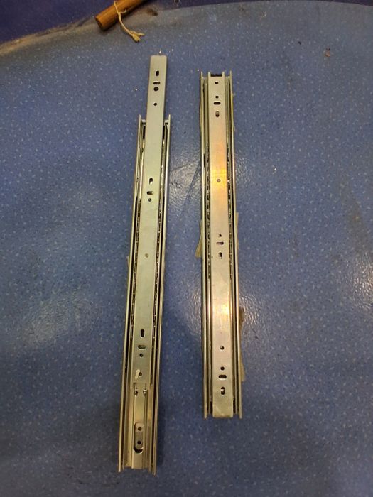 2 poleias  corrediças para 40kg de  peso gaveta