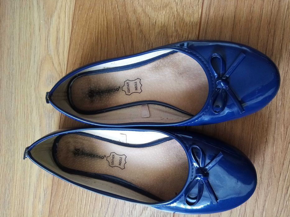 Baleriny lakierki granatowe,  36
