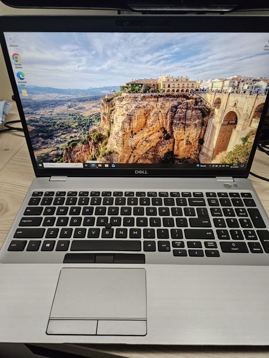 Dell Precision 3541 i7-9750H/16Gb/512Gb m.2 nvme/Nvidia P620/15.6" IPS