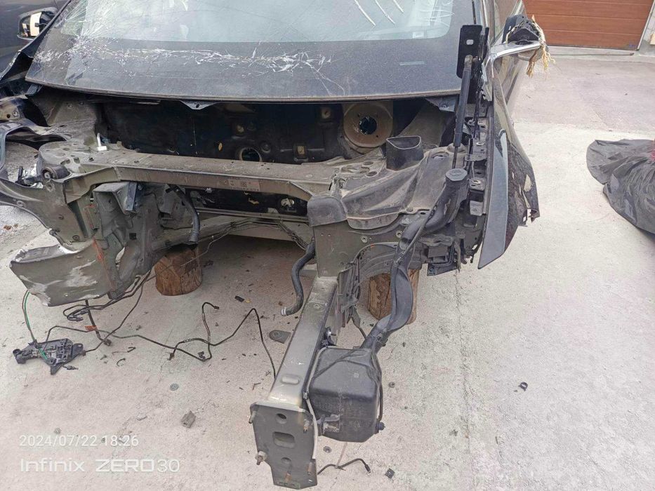 Tesla x 2020 четверть левая