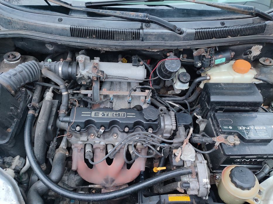 Разборка запчасти на Шевроле Авео т 200 Chevrolet Aveo на автомате.
