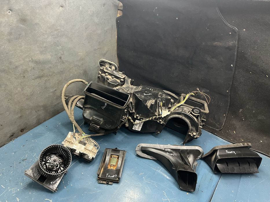 Пічка моторчик регулятори Ауді Гольф Мазда Сузукі Тойота Корола