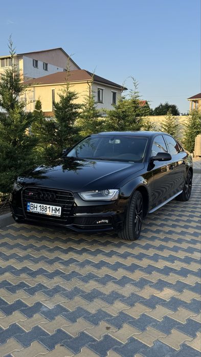 Продам Audi a4