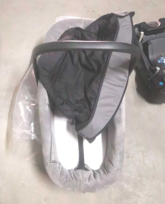 Carrinho de bebe trio bebéconforte alcofa ovo e isofix