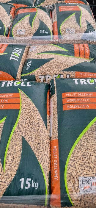 Pellet TROLL Paleta 65 worków  1 worek 15 kg A1 Din plus enplus wood pellets