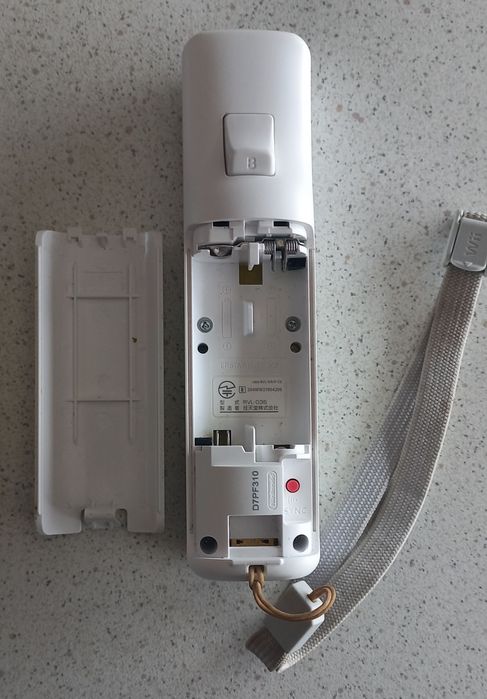 Does Not Work - Nintendo Wii Controller64751983622914124