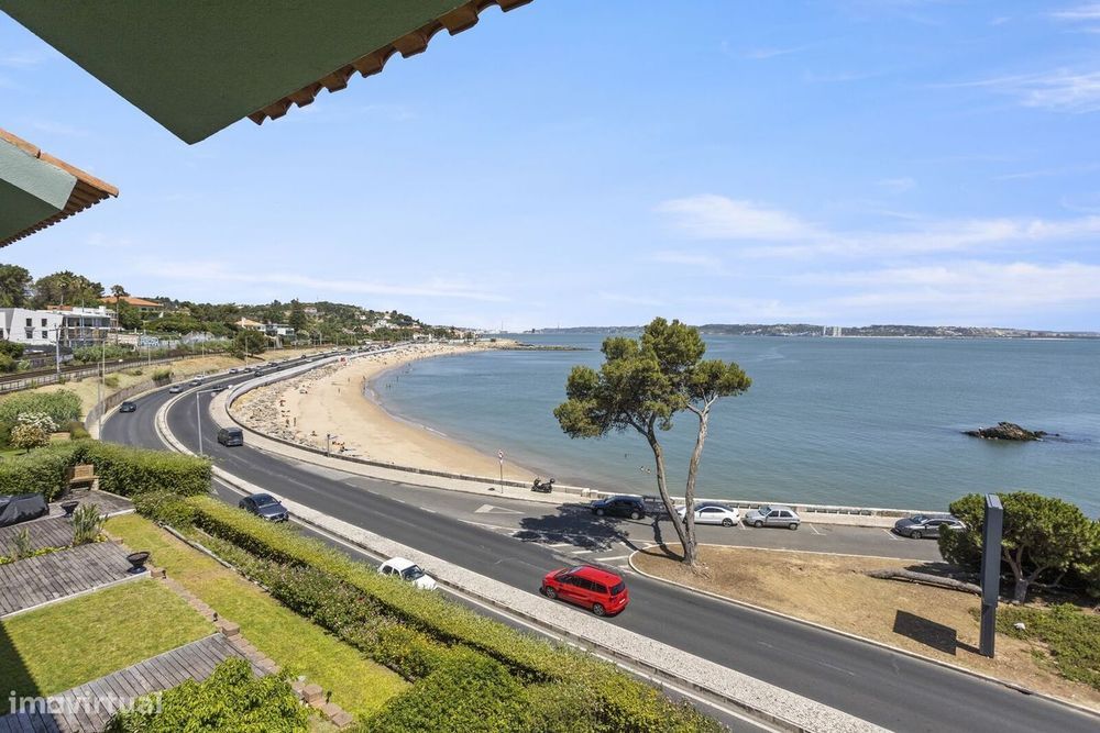 Apartamento T3 com jardim, Paço de Arcos, Oeiras