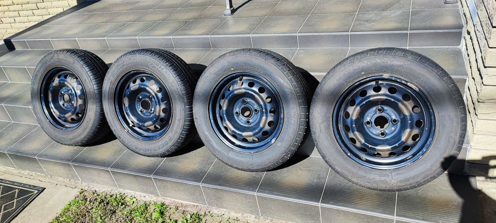 Шини з  оригінальними дисками  R14 4*100