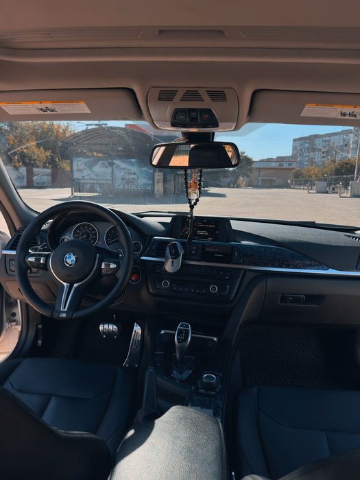 Продам BMW F30.