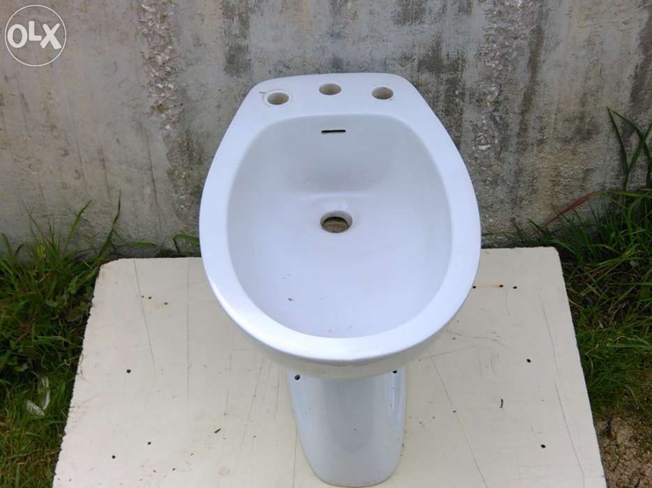 Lavatorios, bides e sanitas