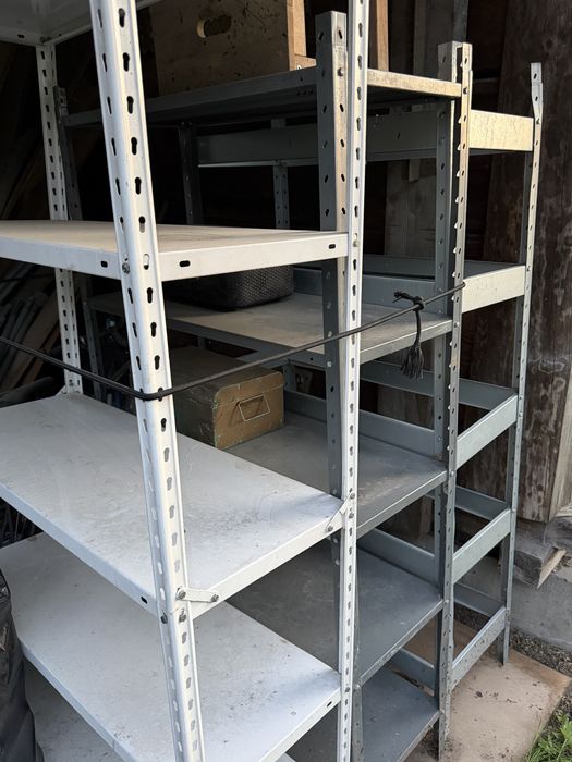 Regał metalowy magazynowy 180x90x40 złożony