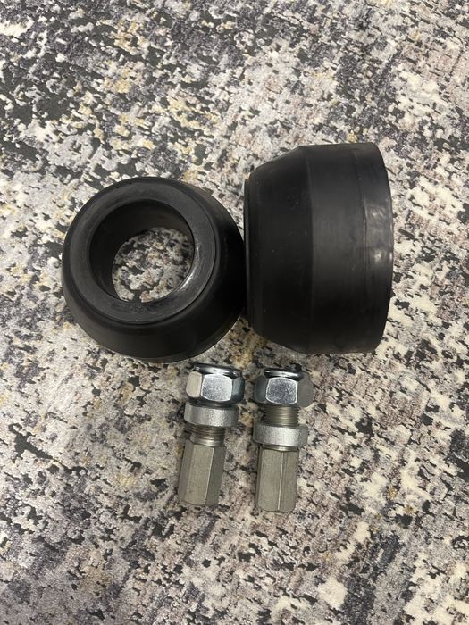 Продам проставки