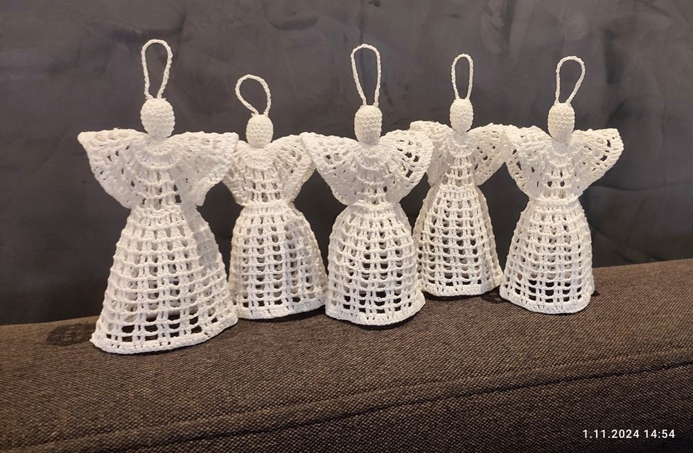 Ozdoby świąteczne na szydełku aniołka gwiazdki