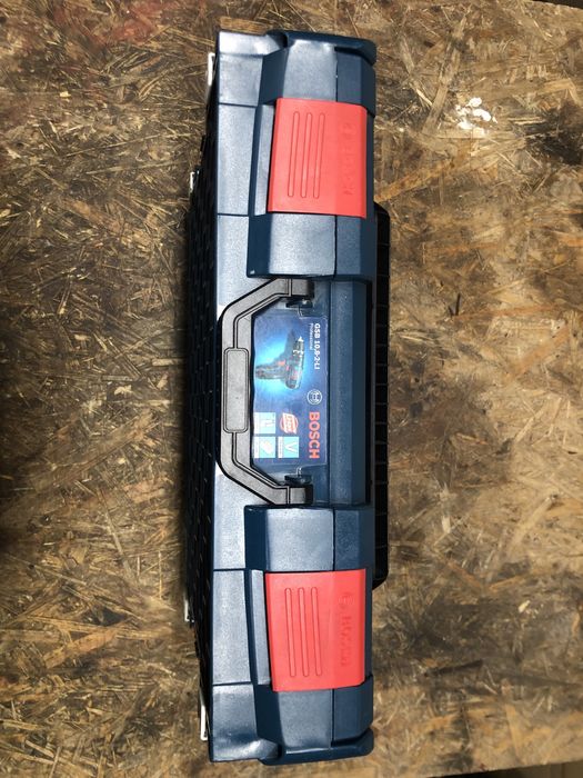 Skrzynka na elektronarzędzia Bosch l-box