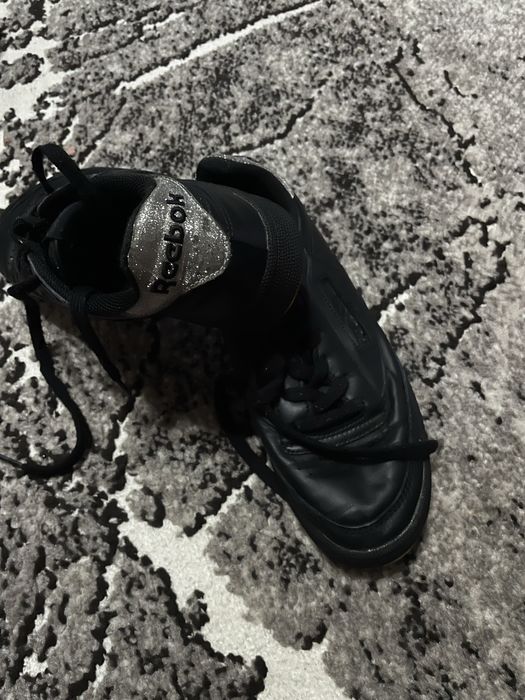 Жіночі шкіряні кросівки Reebok, оригінал