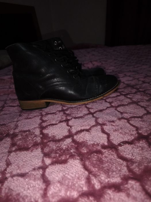Botas tamanho 36